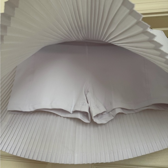 White Pleated Tennis Skirt - Picture 5 of 5